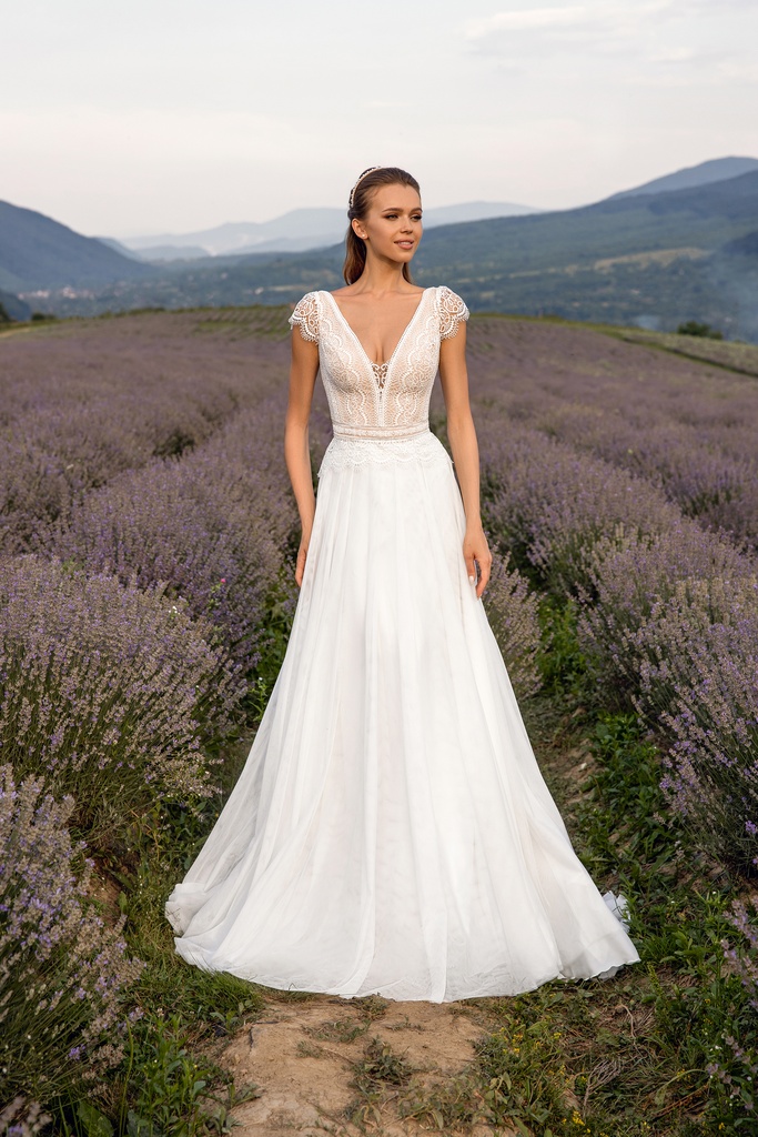 8013 tulle skirt
