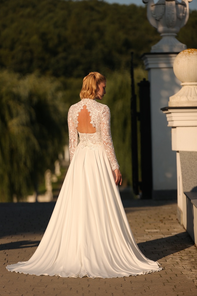 8040 skirt ivory