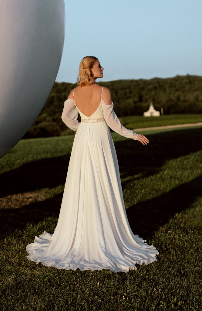 NM0006 ivory