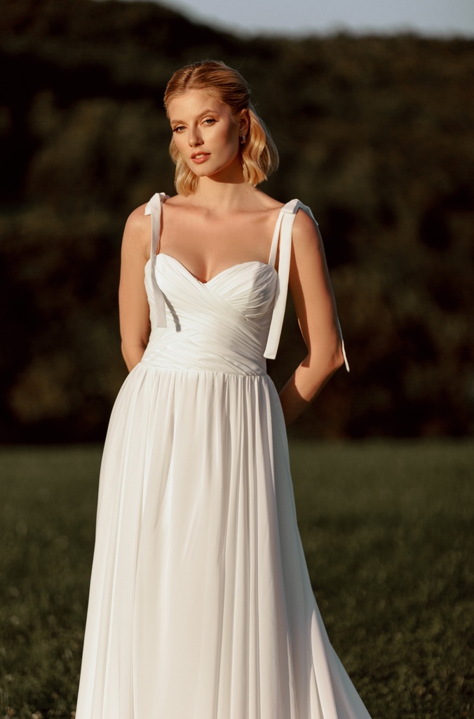 NM0012 ivory