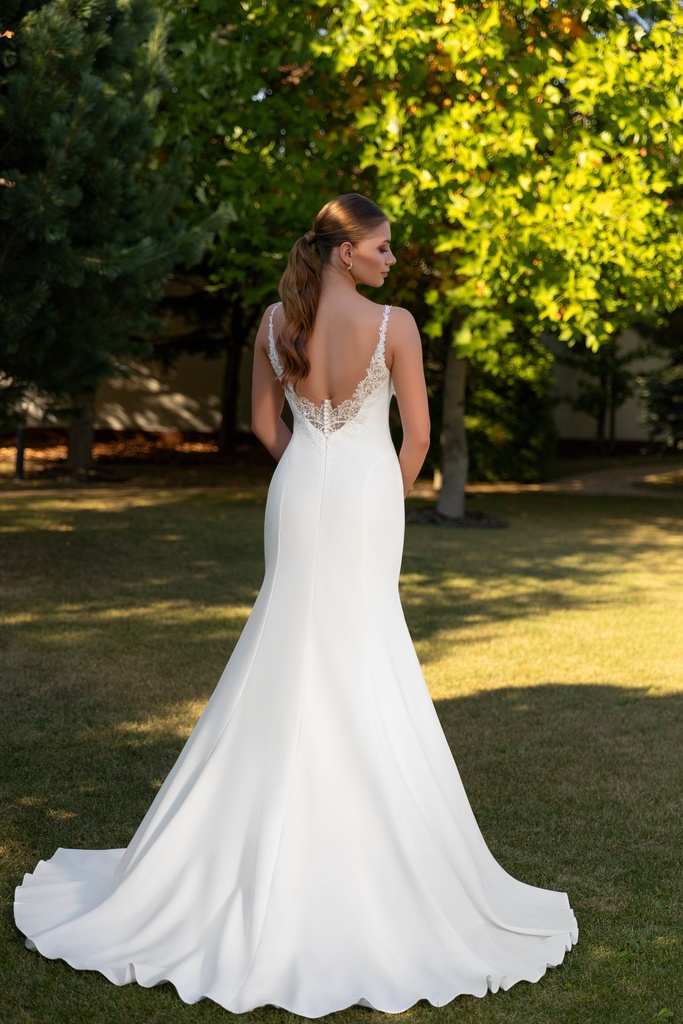 NM0023 ivory