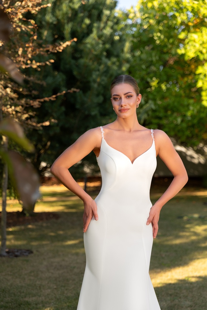 NM0023 ivory