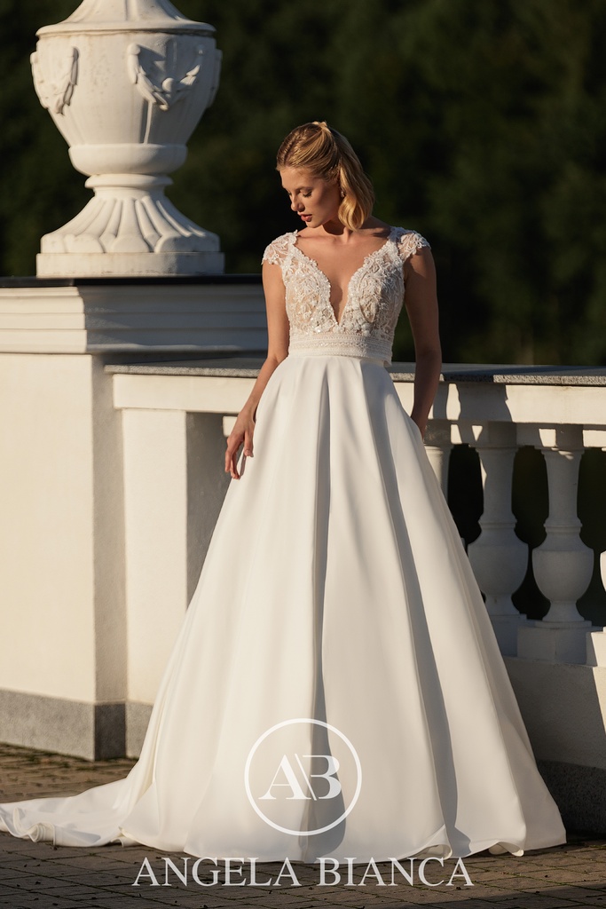 1117 bodice