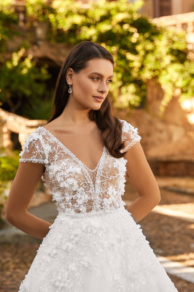 8049 Lace skirt