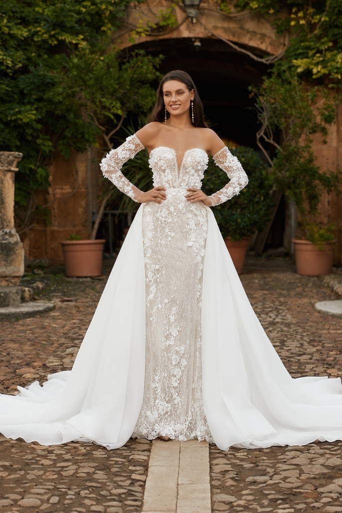 8043 Detachable organza skirt