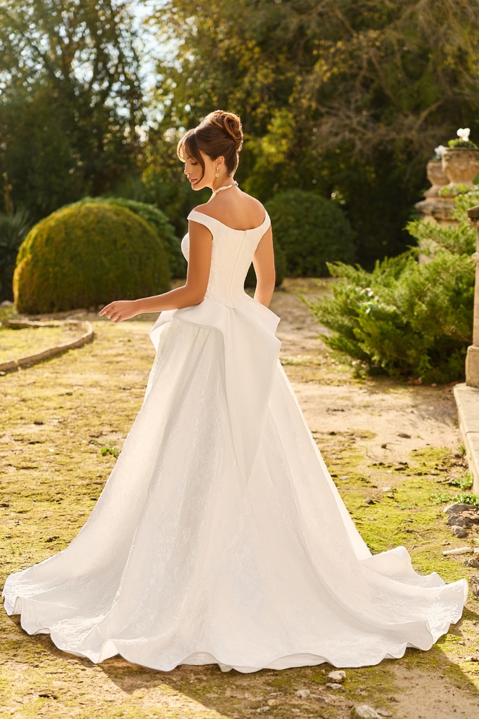 8070 Detachable skirt