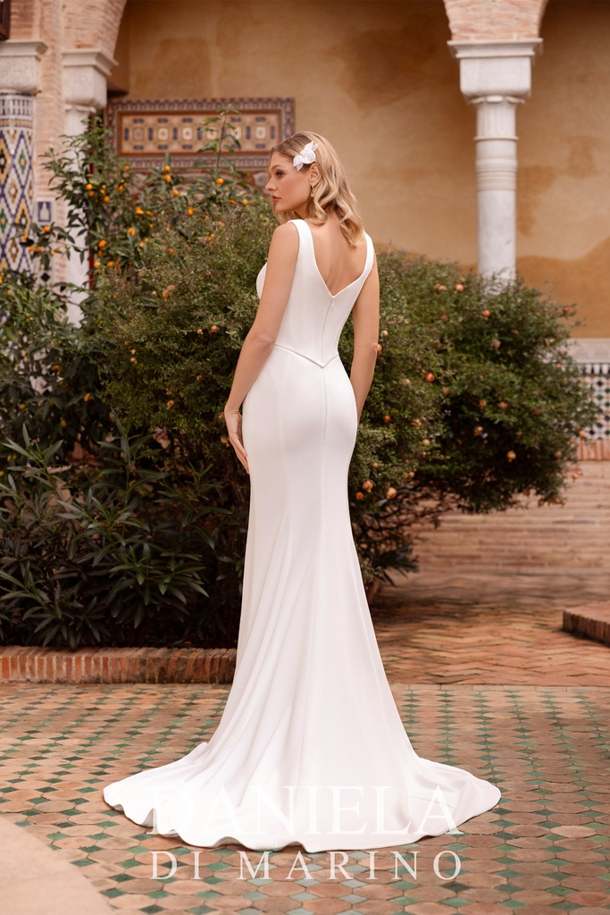 8091 Crepe skirt
