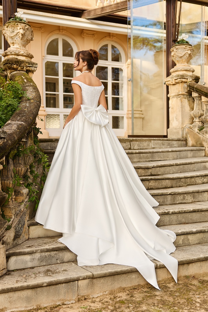 8065 skirt