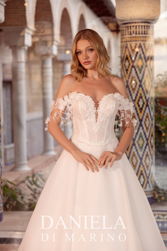 6487 bodice