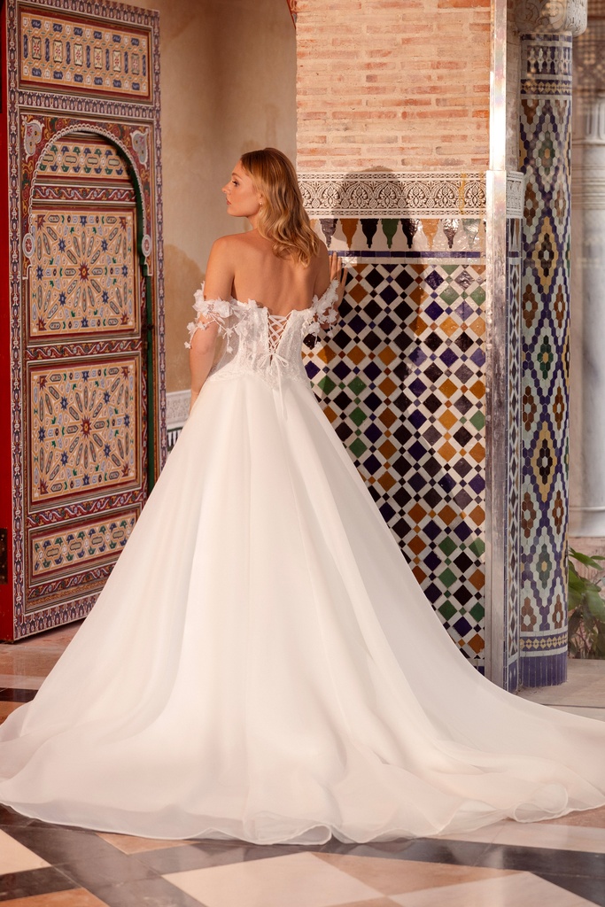 8090 Organza skirt