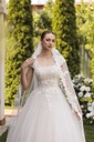 V64 (300 one layer, euro tulle)