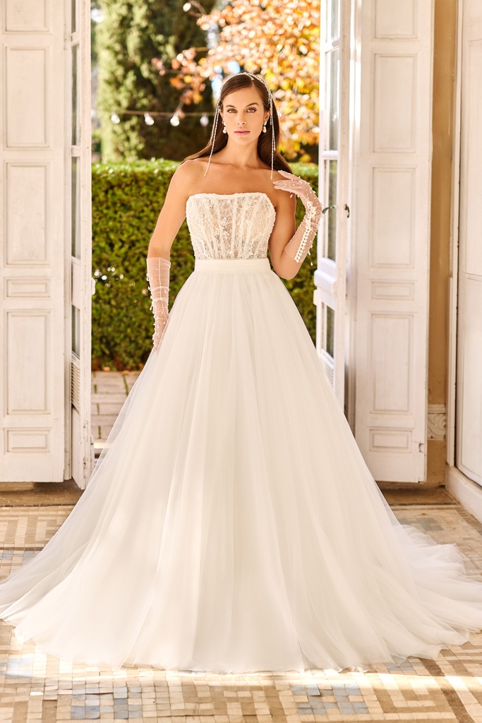 8073 A-line tulle skirt