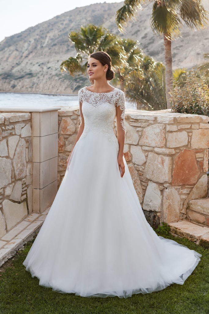 Severina ivory